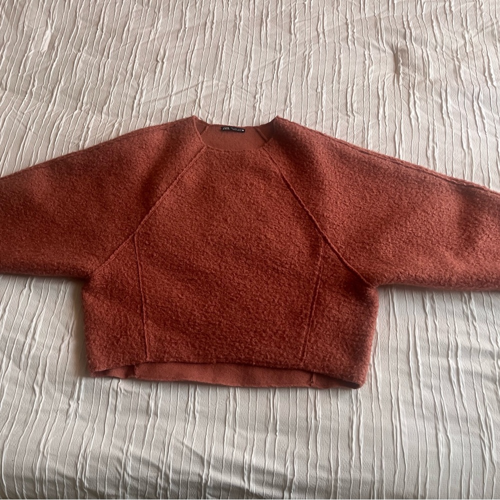 Oversized Textured Sweater - Picture 3 of 4